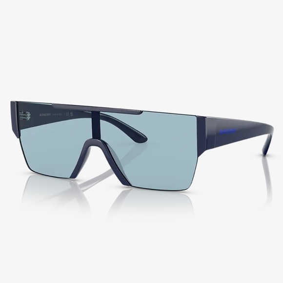Burberry Sunglasses, New 235 - Picture 1 of 4